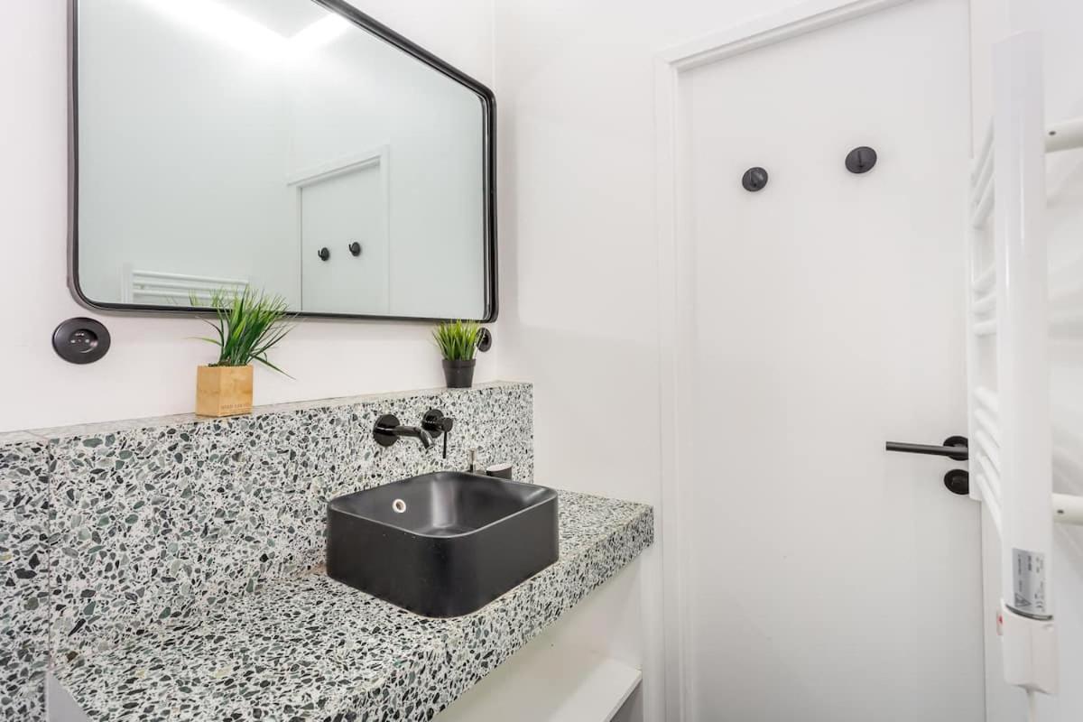 Sleepoo - Cocooning 6 Apartment Paris Luaran gambar